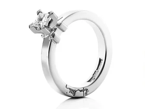 Efva Attling - Dolce Vita Princess Ring 0.40 ct White Gold